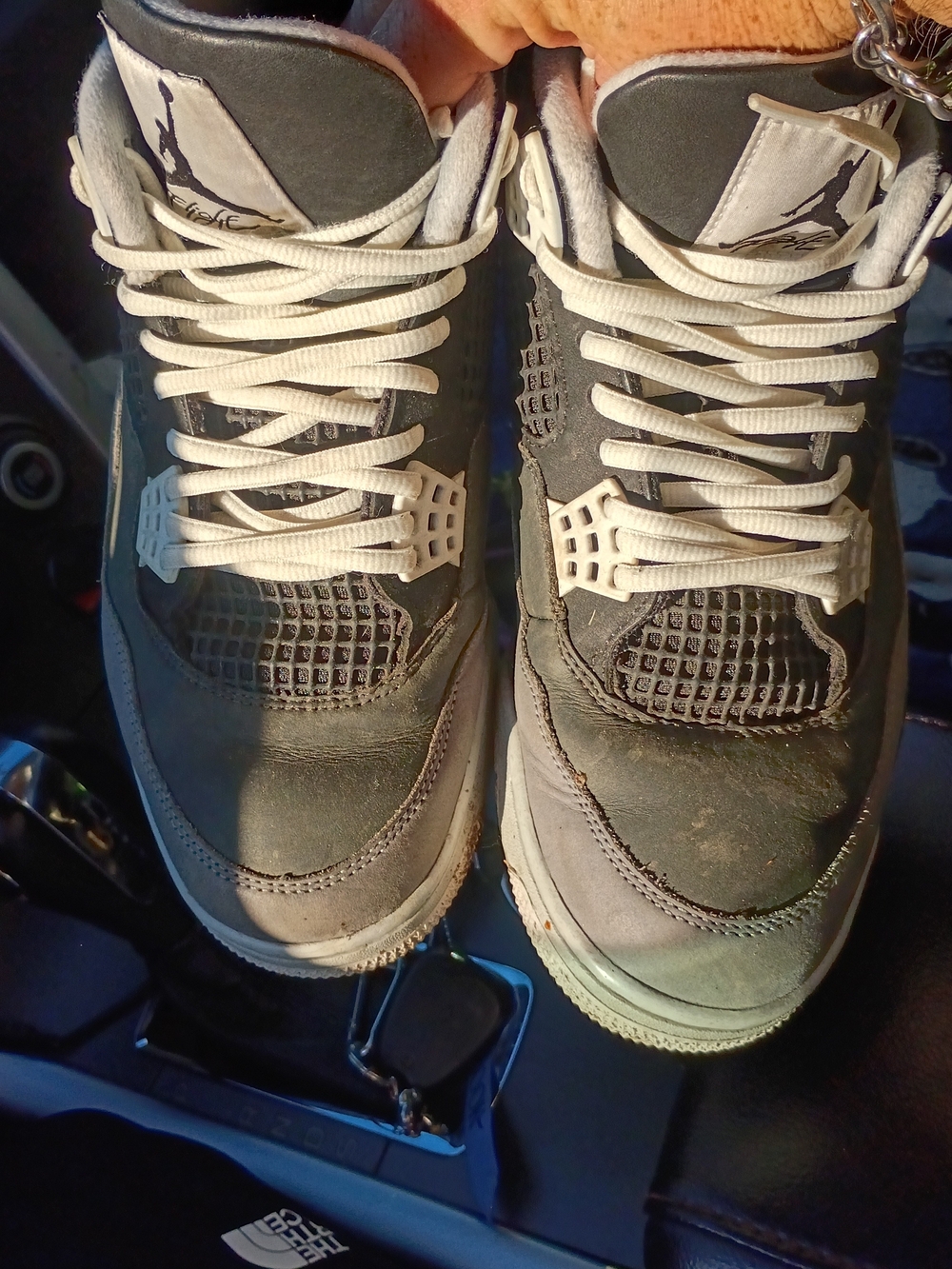 Jordan Fears 4's Men’s Gray and White Retro Basketball Sneakers